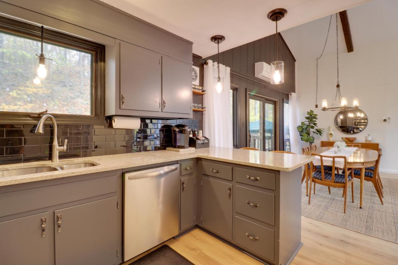 Getaway With Pool, Tennis Court And More! * Gouldsboro