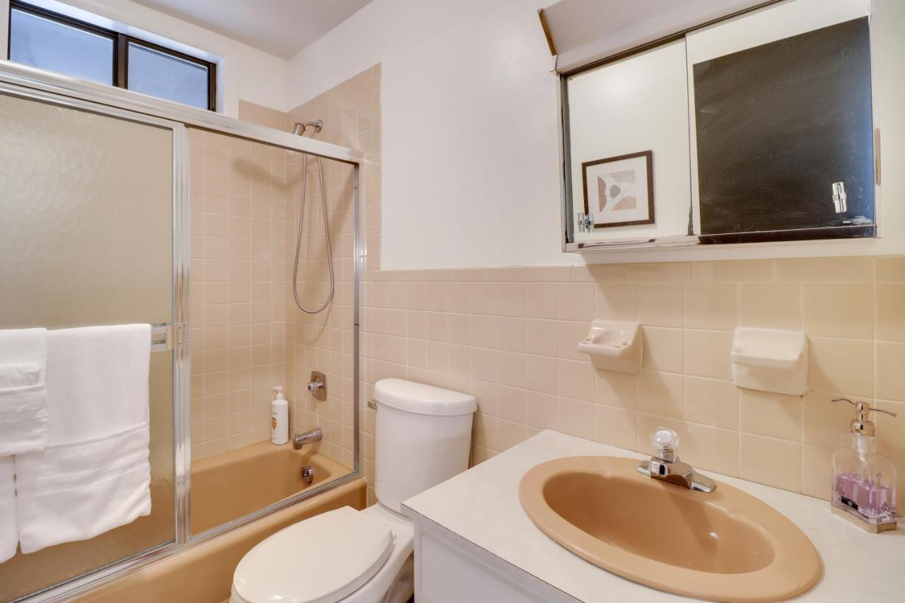 Getaway With Pool, Tennis Court And More! Holiday home Gouldsboro